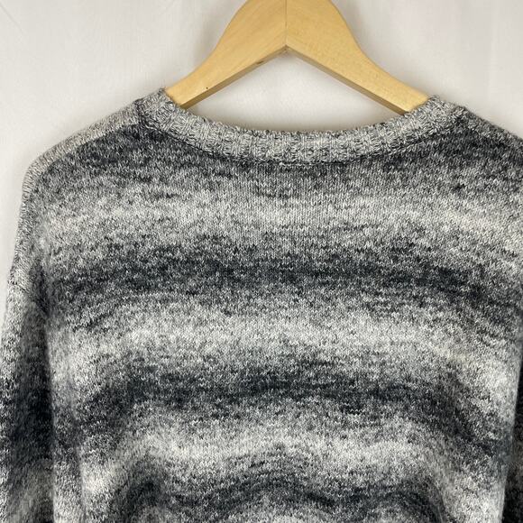 VRST Men's Relaxed Cozy Sweater Charcoal Gray Striped MAX200337 $80 MSRP Size XL - Picture 7 of 9